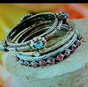 BUNDLE of 4pcs Stackable Bands Rings